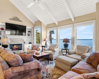 Beautiful Toledo Bend Villa - Many - Living room