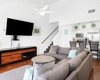 Nemo Cay - Endless Summer I - Corpus Christi - Living room