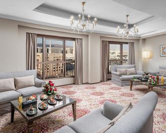 Millennium Taiba Hotel - מדינה - טרקלין