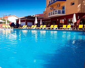 Itaca Fuengirola - Fuengirola - Pool