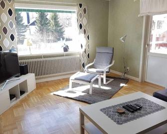 Holiday house Vidsel for 1 - 6 persons with 4 bedrooms - Holiday home - Vidsel - Sala de estar