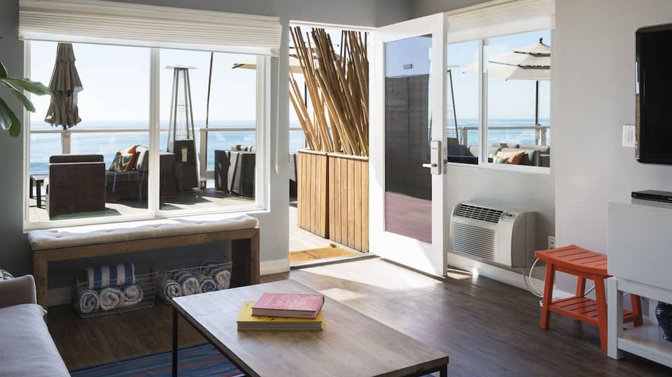 باسيفيك إدج هوتل