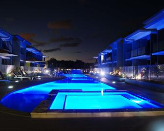 赫維灣拉瑪達酒店 - 尤蘭根 - 赫威灣 - 游泳池
