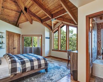 Luxury Home in Healdsburg with a Private Pool plus complimentary wine tastings. - Healdsburg - Habitación