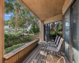 St Augustine Beach Luxury Resort Condo - St. Augustine - Balcony