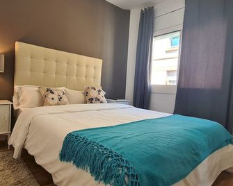 Walk to Camp NOU - Wi-fi AC 3 Bed by Myrentalhost - Hospitalet de Llobregat
