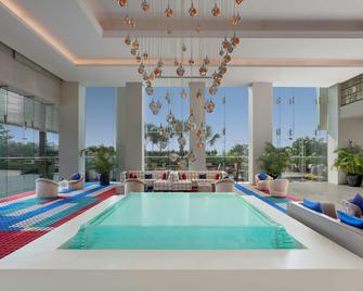 Le Méridien Gurgaon, Delhi Ncr - גורגאון - לובי