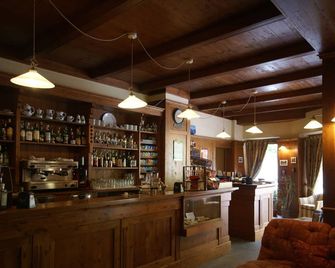 호텔 론드라 - 아세글리오 - 바