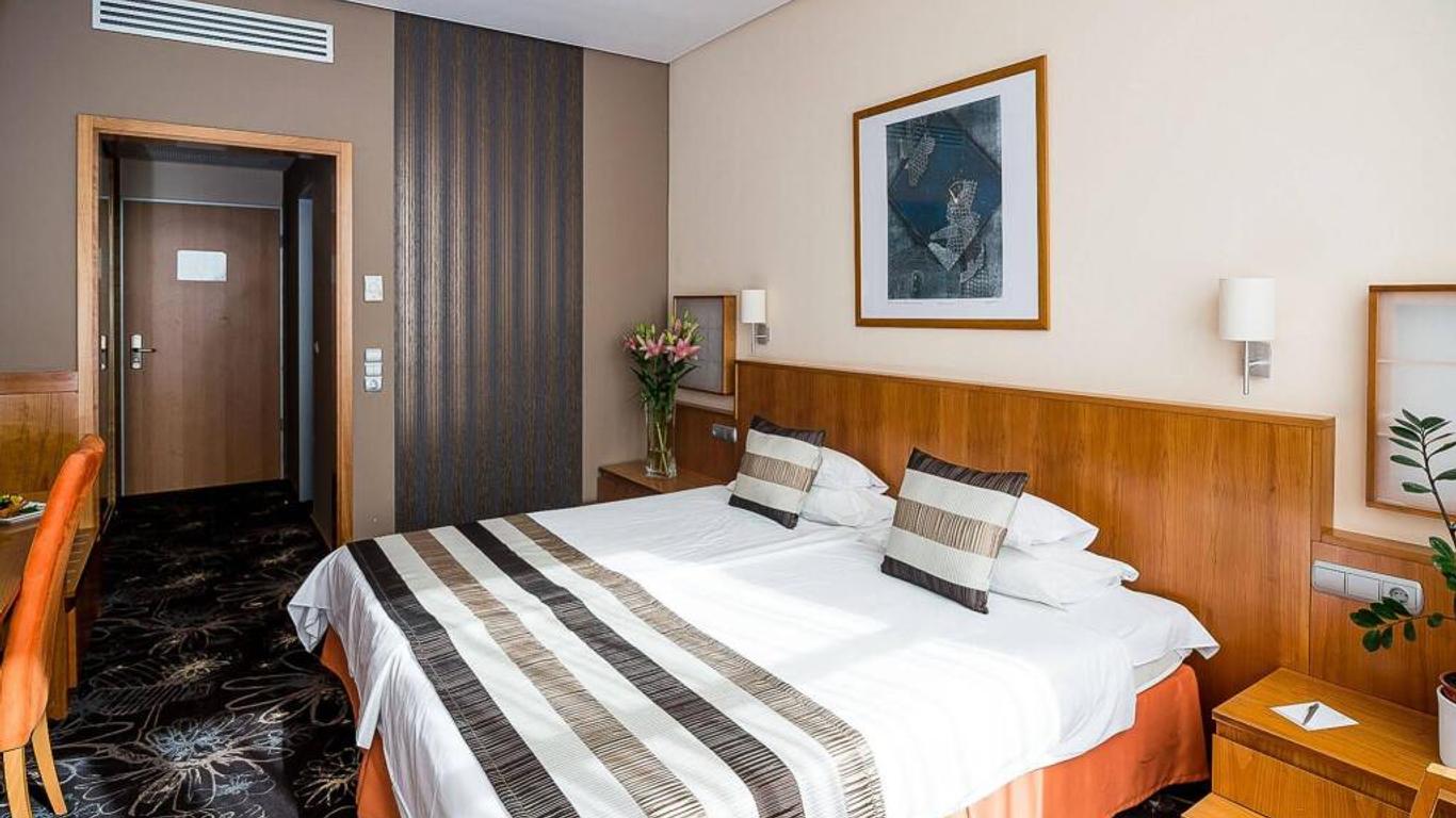 Hotel Lycium Debrecen - Handwritten Collection (October 2025)