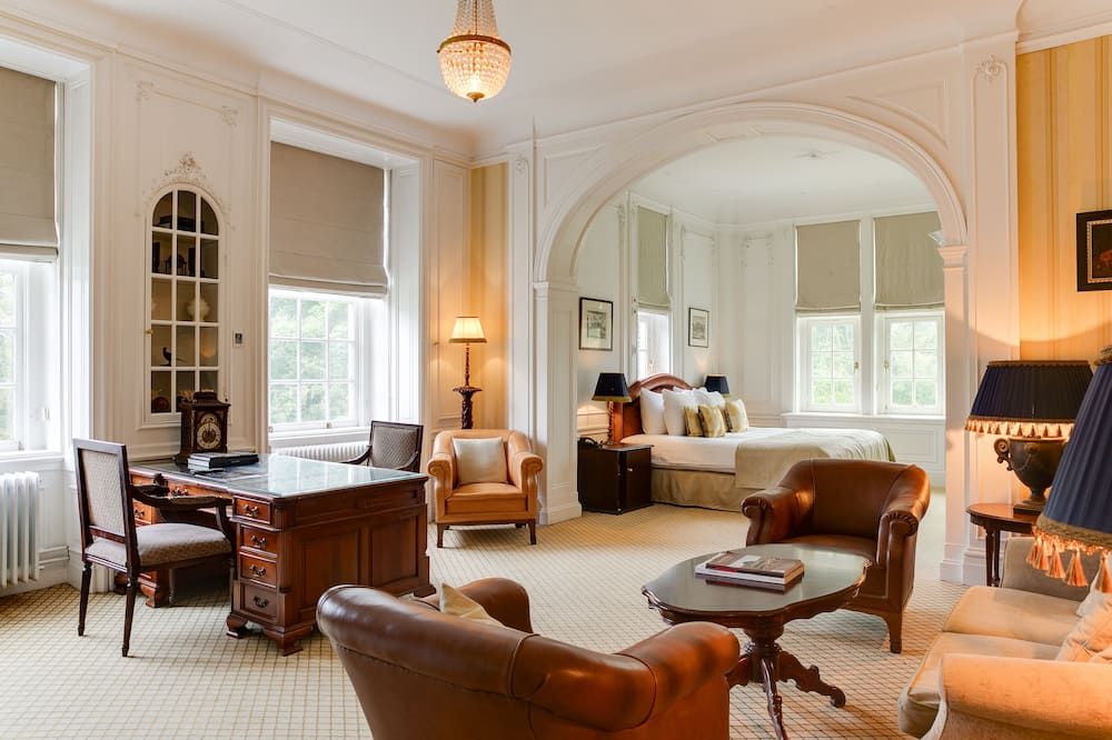 لاند جود دوين أند كرويدبرغ