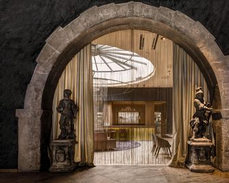 Best Western Premier Hotel Rebstock - Wurzburgo - Lobby