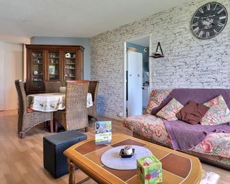 Le haut de breizh - Sens-de-Bretagne - Sala de estar