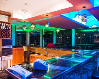 Tiffany Diamond Hotels Ltd - Makunganya - Dar Es Salaam - Bar