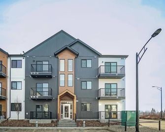Condo w 2 Beds 13 Mins from West Edmonton Mall - Spruce Grove