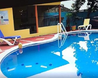 Safety And Security Cameras 24/7 - Bonao - Pool