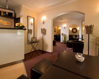 Achat Hotel Dresden Elbufer - דרזדן - בר