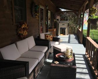 Country getaway - Winchester
