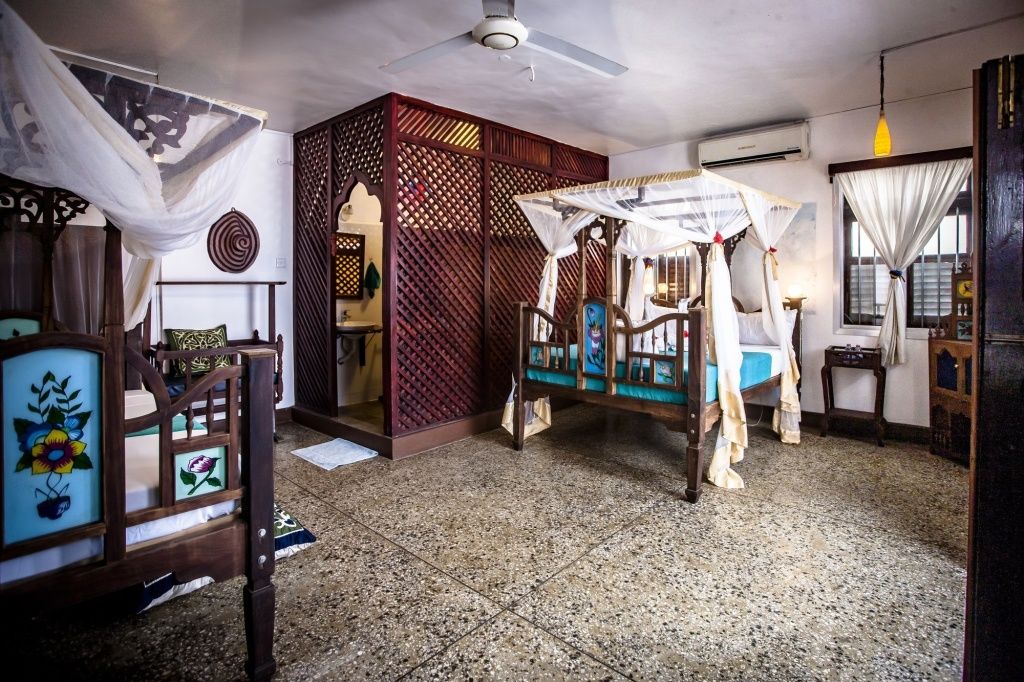 Zenji Hotel - סטון טאון