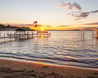 Spacious 2-Bedroom Lakeside Condo in Gull Lake, Nisswa - Nisswa - Outdoors view