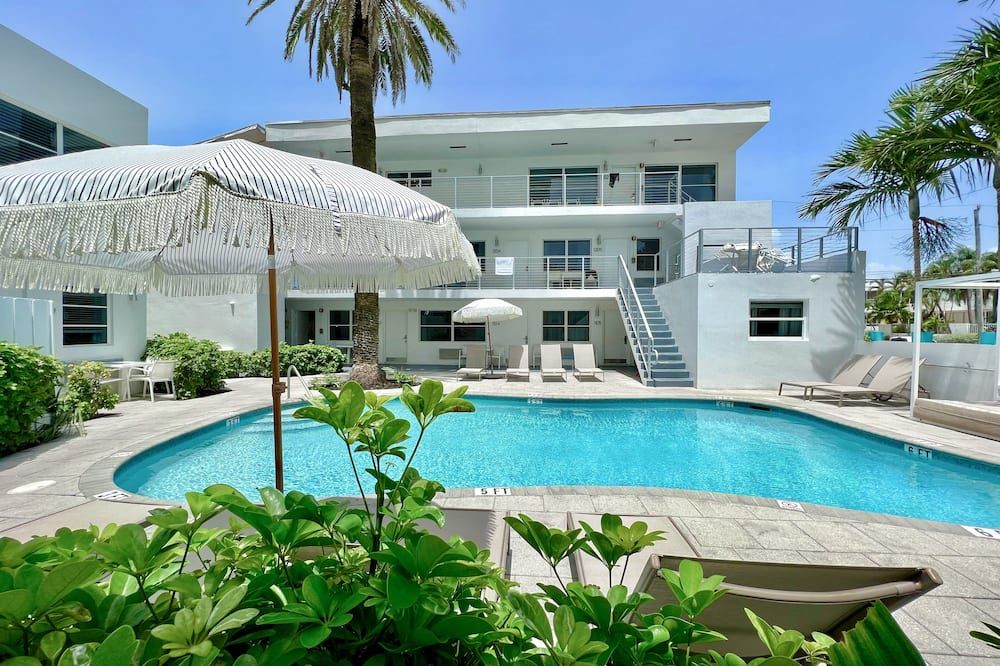 أكوا هوتل - فورت لاودردال - حوض السباحة