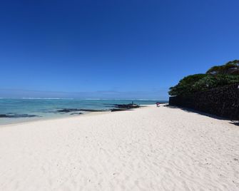 Villa On The Blue Water Bay - Blue bay - Strand