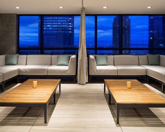 حياة هاوس جيرسي سيتي - جيرسي سيتي - بار