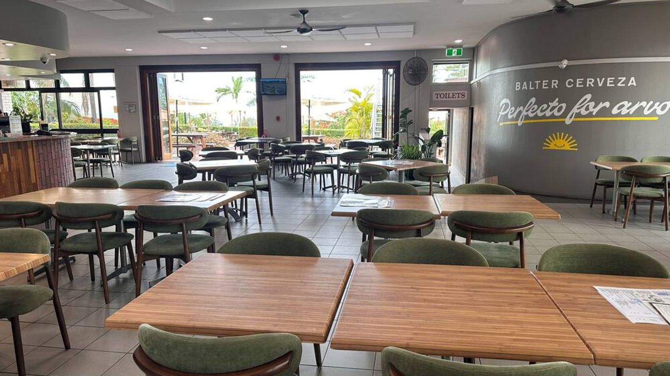 Hervey Bay Hotel & Resort
