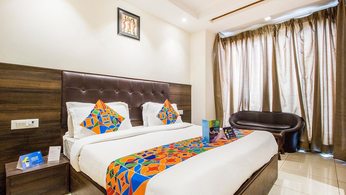 Fabexpress Le Continental - Nr New Delhi Railway Station