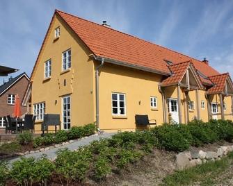 Ferienhaushälfte Nordlicht - Krummin - Edificio