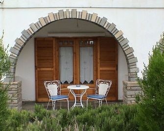 Pantheon Studios & Apartments - Thasos Town - Patio