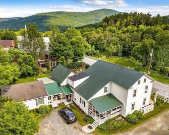 Minutes to Woodstock Hiking Ben & Jerry Suite - Bridgewater - Edificio