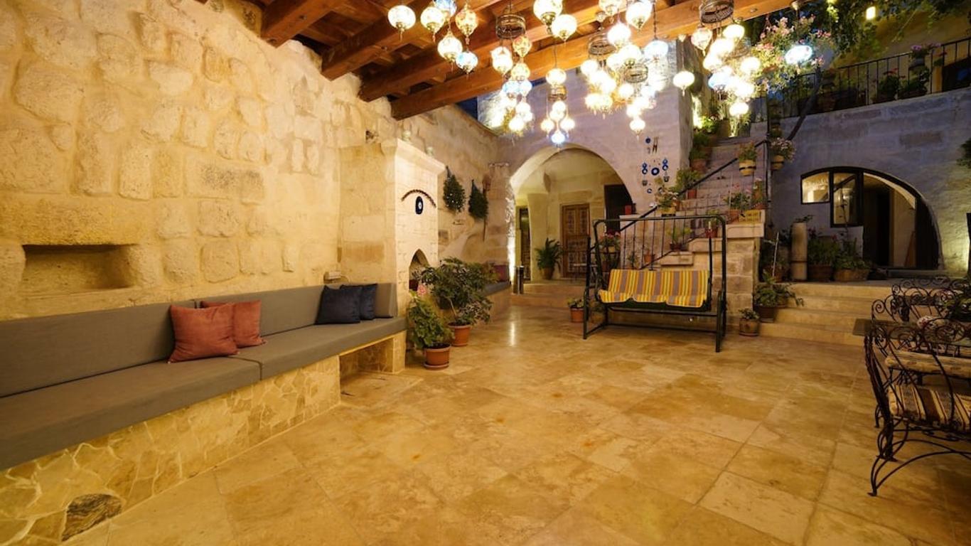 Melek Cave Hotel