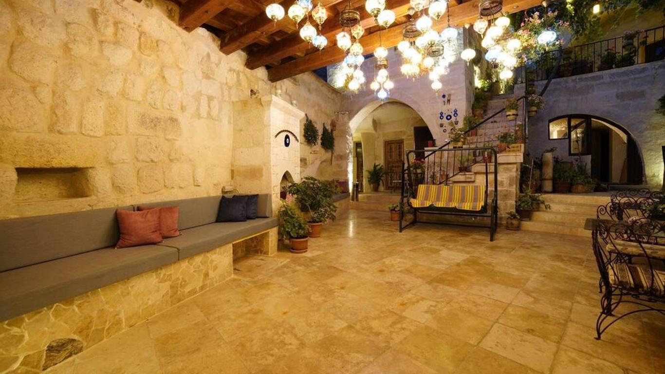 Melek Cave Hotel