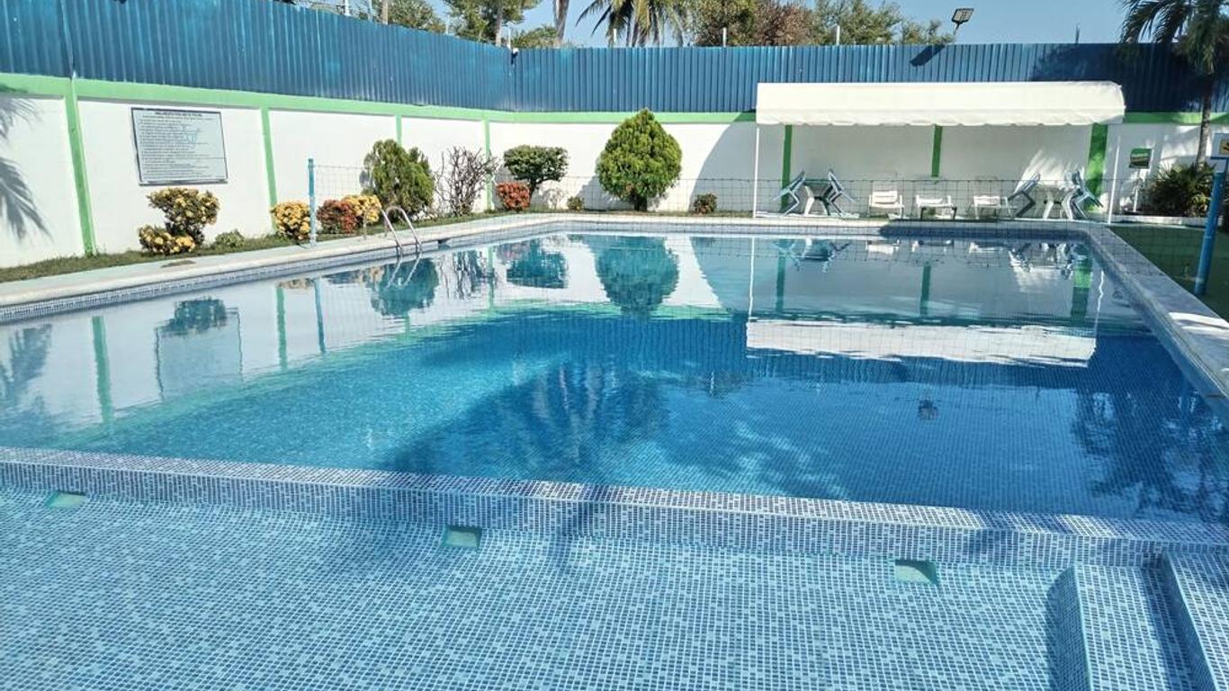 Hotel Real Costa Inn