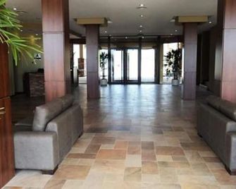 Fuente Mayor Hotel And Resort - Vista Flores - Ingresso