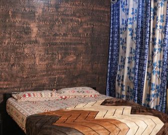 Affordable Family homestay ,Bachelor homestay with Jungle safari In Masinagudi - Masinigudi - Bedroom