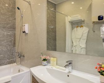 Sara Hotel Bishkek - Bişkek - Banyo