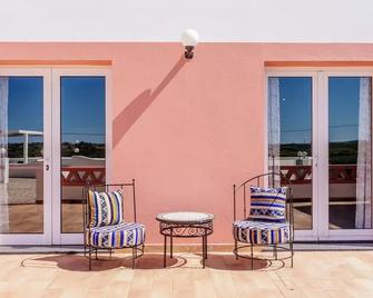 Quinta dos Is - Algoz - Patio