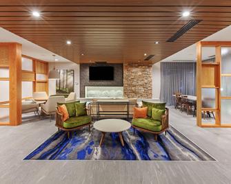 Fairfield Inn & Suites By Marriott Tulsa Catoosa - Catoosa - Lounge