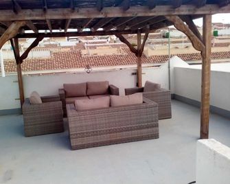 2 Bed-Sleeps 5-Private Pool-Pets-Aircon - Mazarrón - Balcony