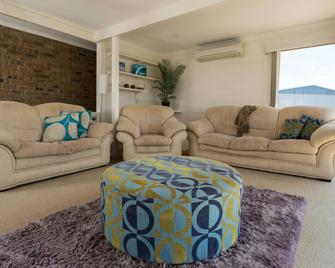 Lakeside Holiday Apartments Merimbula - Merimbula - Sala de estar