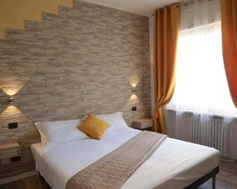 Aurelia Rooms - Verona - Bedroom