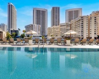 Lovely Studio with Amazing View gym and amenities - Hallandale Beach - Pool