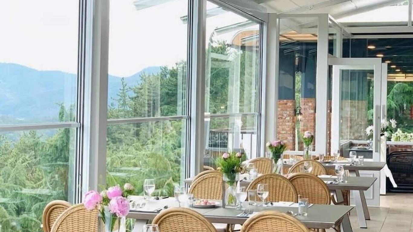 آشيا ليكسايد هوتل