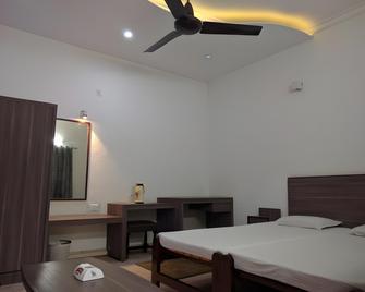 Hotel Pawan - Agra - Bedroom