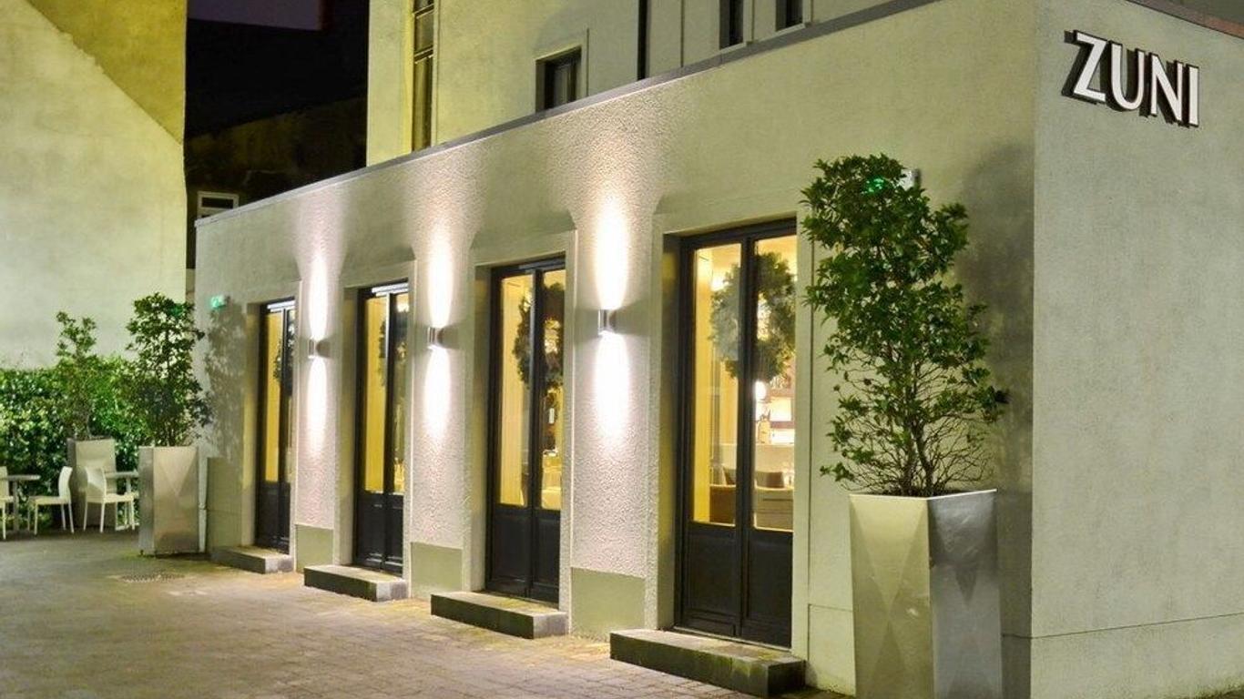 Zuni Restaurant & Boutique Hotel
