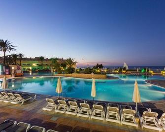 Sirenis Seaview Country Club - Sant Josep de sa Talaia - Pool