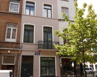 Midi Residence - Brussels - Building