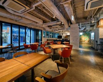 Hotel Plus Hostel Tokyo Kawasaki - קאוואסאקי - מסעדה