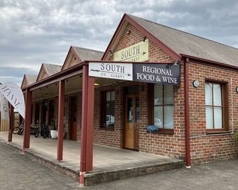 Barefoot Studio At The Heads. Pet Friendly - Shoalhaven Heads - Edificio